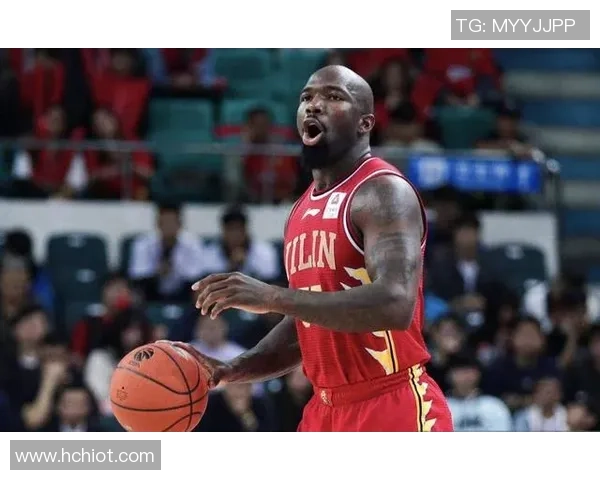 霍森斯与文德斯尔激战7月3日精彩对决引发球迷热议