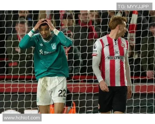 灾难性崩盘!利物浦英超4连败创32年羞耻 夏窗砸4.5亿反不如曼联 灾难性崩盘!利物浦英超4连败创32年羞耻 夏窗砸4.5亿反不如曼联